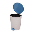 Контейнер для мусора 12л педальный светло-серый/бежево-синий М7992 (Альтернатива)